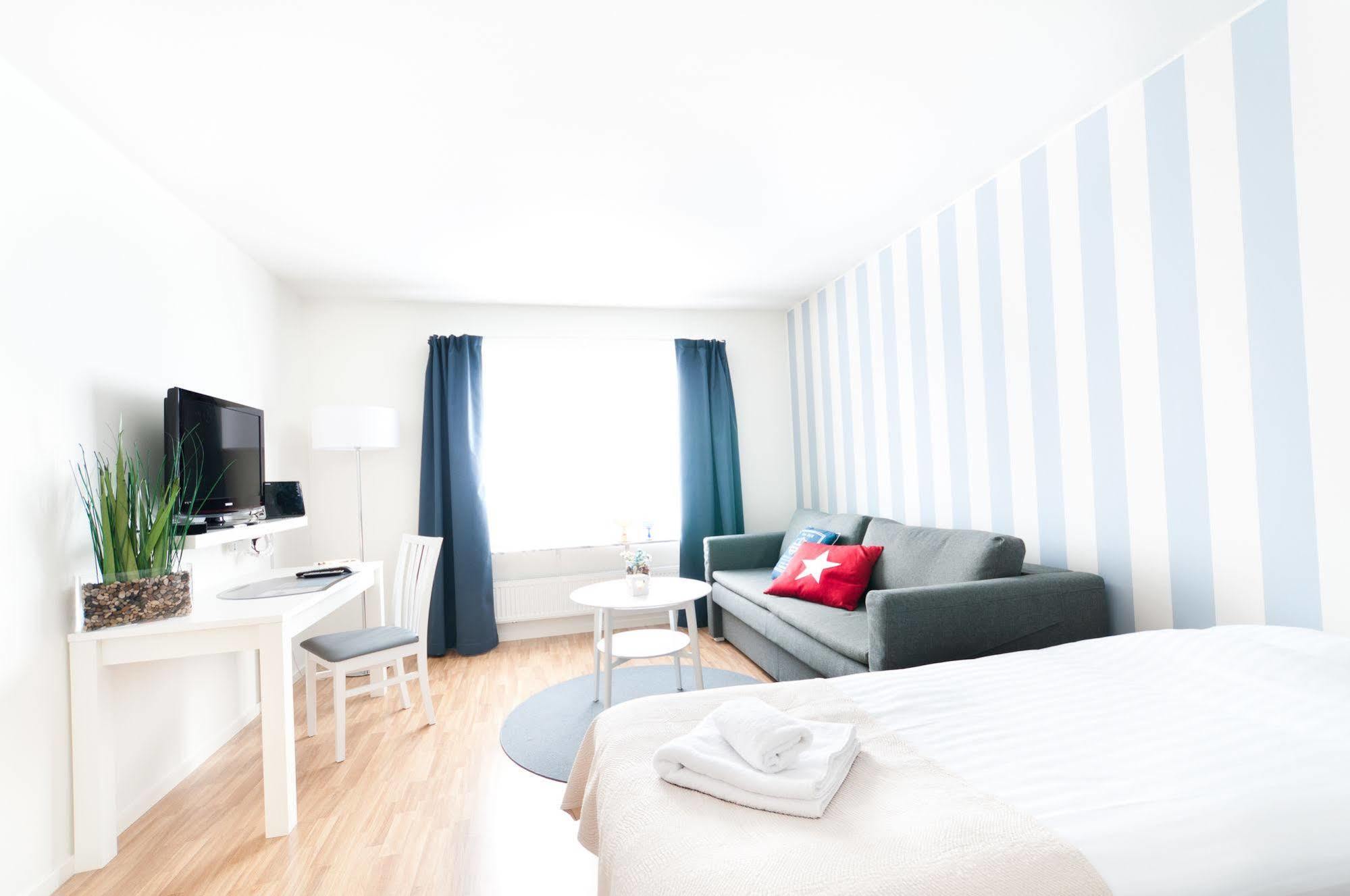Attendo Park Hotell Huddinge Exterior photo